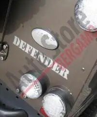 LAND ROVER Defender 110 2.4 TD4 SW SE LIM. EDIT. 7 P. 