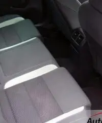 VOLKSWAGEN GOLF 2.0 TSI R 4 MOTION DSG 270 CV 5 PORTE Cambio automatico Navigatore touchscreen Alcan