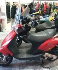Piaggio Zip 50 4T Piaggio Zip 50 4T