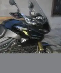 TRIUMPH Tiger tipo veicolo Turismo cc 1050 TRIUMPH Tiger tipo veicolo Turismo cc 1050
