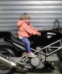 Ducati Monster Matrix 620 anno 2004