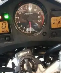 Honda vfr 800 vtec