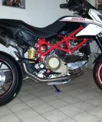 Sensazionale DUCATI Hypermotard 1.1 EVO SP