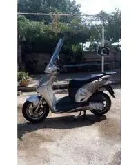 vendo honda @ 125 - anno 2005 vendo honda @ 125 - anno 2005