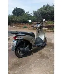 vendo honda @ 125 - anno 2005 vendo honda @ 125 - anno 2005