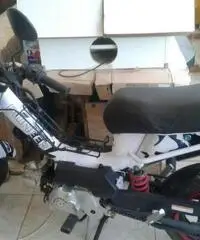 Vendo scooter 50 c.c Vendo scooter 50 c.c