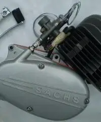 Vendo motore Sachs 5 marce 50 c.c. Vendo motore Sachs 5 marce 50 c.c.