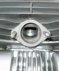 Vendo motore Sachs 5 marce 50 c.c. Vendo motore Sachs 5 marce 50 c.c.