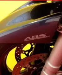 SUZUKI GSF 1250 Bandit S ABS - bauletto - presa 12V