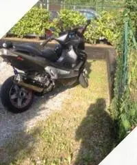 Gilera Nexus 500 scooter Gilera Nexus 500 scooter