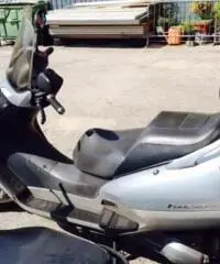 HONDA tipo veicolo Scooter cc 250 HONDA tipo veicolo Scooter cc 250