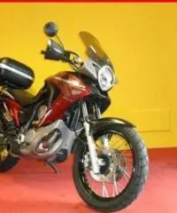 HONDA Transalp XL 700 V Bordoeux - 50535 HONDA Transalp XL 700 V Bordoeux - 50535