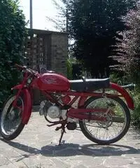 moto guzzi cardellino 73 cc 73 immatricolata 1961 moto guzzi cardellino 73 cc 73 immatricolata 1961