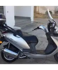 Kymco Grand Dink 250 Kymco Grand Dink 250