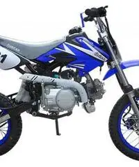 Pitbike 125cc 4 tempi ruote 12/14 con 3 marcie CASCO in omaggio Pitbike 125cc 4 tempi ruote 12/14 con 3 marcie CASCO in omaggio