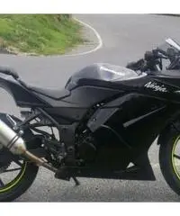 Kawasaki ninja 250R - 2011