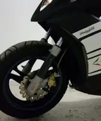 Scooter Malaguti Phantom F 12 R 50 cc Scooter Malaguti Phantom F 12 R 50 cc