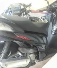 Honda SH 300 - 2010 Honda SH 300 - 2010