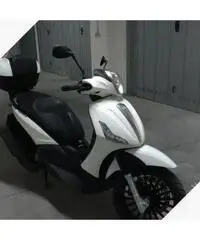 Beverly 300 i.e. 2016 Beverly 300 i.e. 2016