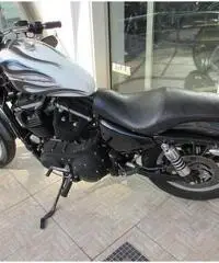 HARLEY-DAVIDSON Sportster 883 Custom cc 883 HARLEY-DAVIDSON Sportster 883 Custom cc 883