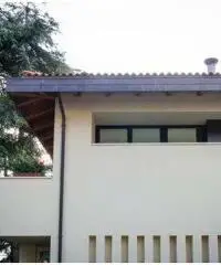 Casa indipendente in Vendita in trattativa riservata Casa indipendente in Vendita in trattativa riservata
