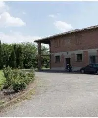 Castel San Pietro Terme: Villa 5 Locali o piu Castel San Pietro Terme: Villa 5 Locali o piu
