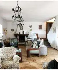 Castel San Pietro Terme: Villa 5 Locali o piu Castel San Pietro Terme: Villa 5 Locali o piu