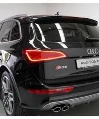 AUDI SQ5 3.0 V6 TDI Biturbo quattro tiptronic AUDI SQ5 3.0 V6 TDI Biturbo quattro tiptronic