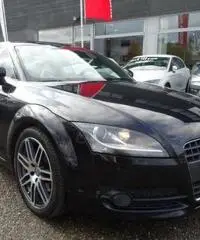 AUDI TT Coupé 2.0 TFSI AUDI TT Coupé 2.0 TFSI