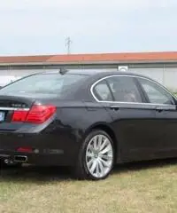 BMW 740 d xDrive Eccelsa