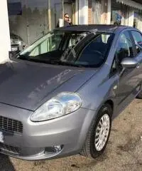 FIAT Grande Punto 1.4 GPL 5 porte Dynamic IDEALE NEOPATENTATO
