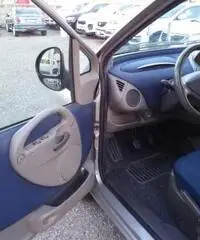 FIAT Multipla 1.6 16V Natural Power Dynamic