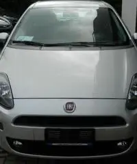 FIAT Punto 1.4 8V 5 porte Easypower Young FIAT Punto 1.4 8V 5 porte Easypower Young