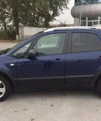 FIAT Sedici 1.9 MJT 4x4 Dynamic GANCIO TRAINO CON CARRELLINO FIAT Sedici 1.9 MJT 4x4 Dynamic GANCIO TRAINO CON CARRELLINO