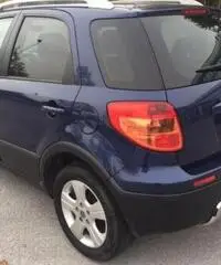 FIAT Sedici 1.9 MJT 4x4 Dynamic GANCIO TRAINO CON CARRELLINO FIAT Sedici 1.9 MJT 4x4 Dynamic GANCIO TRAINO CON CARRELLINO