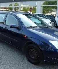 FORD Focus 1.6i 16v cat SW Ambiente