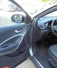 HYUNDAI Santa Fe 2.2 CRDi 4WD A/T Style HYUNDAI Santa Fe 2.2 CRDi 4WD A/T Style