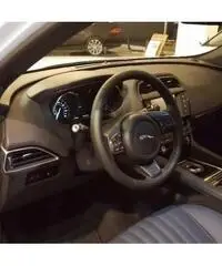 JAGUAR F-Pace 2.0d 180 CV AWD aut. Pure