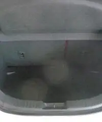 MAZDA 2 1.5 75cv Sky-G Evolve + Evolve Pack NEOPATENTATI