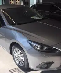 MAZDA 3 Mazda3 1.5 Skyactiv-G Evolve