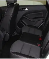 MERCEDES-BENZ B 200 c SPORT