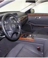 MERCEDES-BENZ E 200 CDI BlueEFFICIENCY Elegance