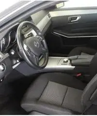 MERCEDES-BENZ E 200 NGD Automatic Executive