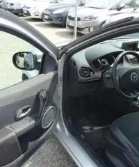 RENAULT Clio 1.2 16V 5 porte Dynamique