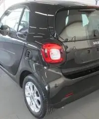 SMART ForTwo 60 1.0 Youngster per NEOPATENTATI