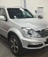 SSANGYONG REXTON W 2.2 Diesel 4WD A/T Top Pelle Nera