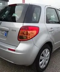 SUZUKI SX4 1.6 16V Urban Line