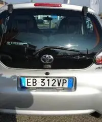 TOYOTA Aygo 1.0 12V VVT-i 5 porte Sol