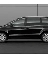 VOLKSWAGEN Sharan 2.0 TDI 150 CV DSG Executive BlueMotion Tech. a Gasolio del 2016 VOLKSWAGEN Sharan 2.0 TDI 150 CV DSG Executive BlueMotion Tech. a Gasolio del 2016
