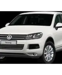 VOLKSWAGEN Touareg 3.0 TDI 204 CV tiptronic BlueMotion Techn. Executive a Gasolio nuova VOLKSWAGEN Touareg 3.0 TDI 204 CV tiptronic BlueMotion Techn. Executive a Gasolio nuova